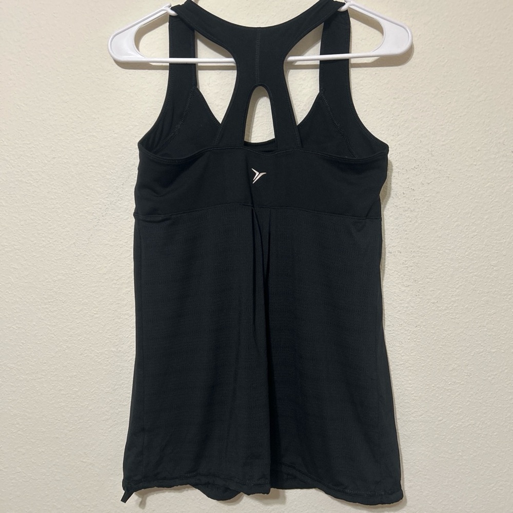 Old Navy Active Loose Fit Black Racerback Tank Top with Built-in Bra - Picture 6 of 7